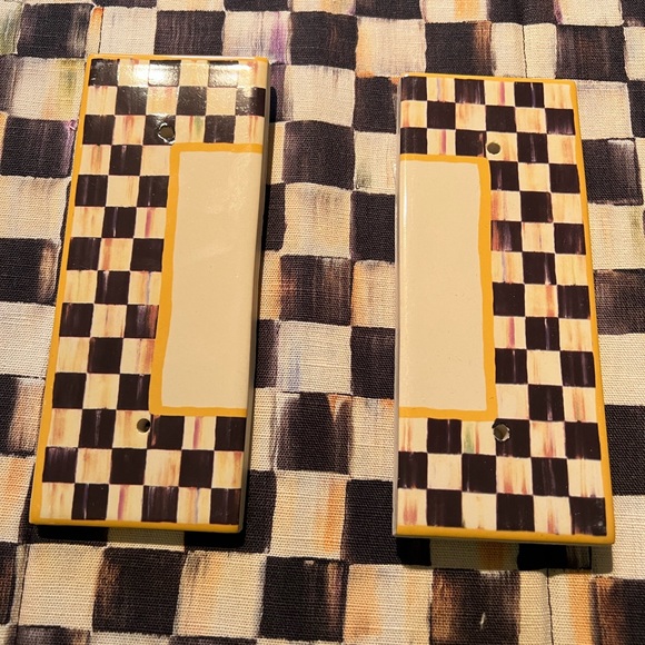 Mackenzie Childs Courtly Check ceramic house number - Picture 7 of 8